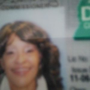 Meet your Posher, Lois